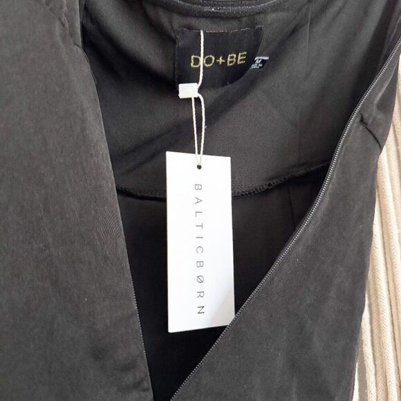 Do+Be x Baltic Born Black Semi Formal Bronze Halter Neck Dress NWT Medium - Picture 7 of 8